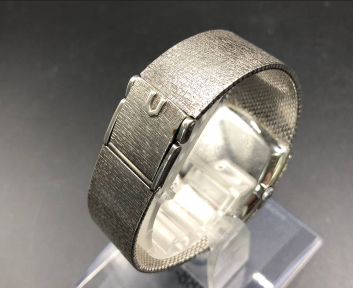 Universal Genève Vintage – Quadrante Fantasy Opal 40 diamanti 18k