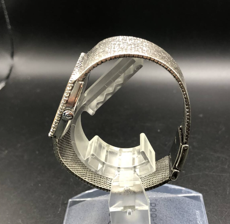 Universal Genève Vintage – Quadrante Fantasy Opal 40 diamanti 18k