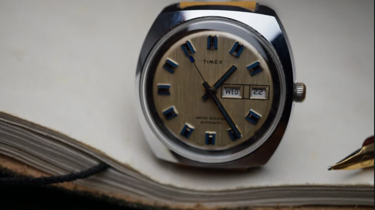 Timex Automatic Vintage 1970s – Made in Portugal Case Fama Elegance