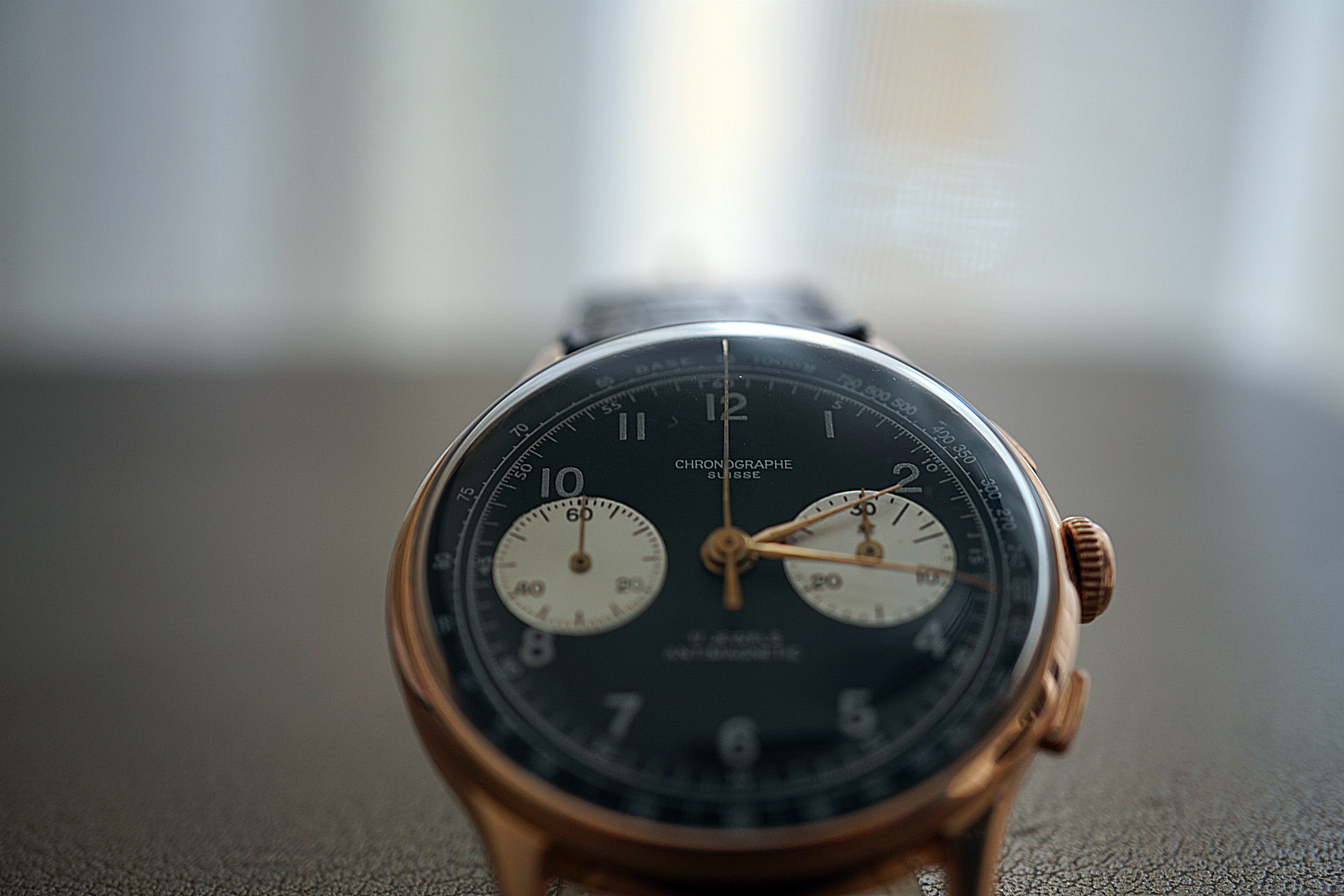 Chronograph Suisse 17 Jewels Antimagnetique panda rose gold