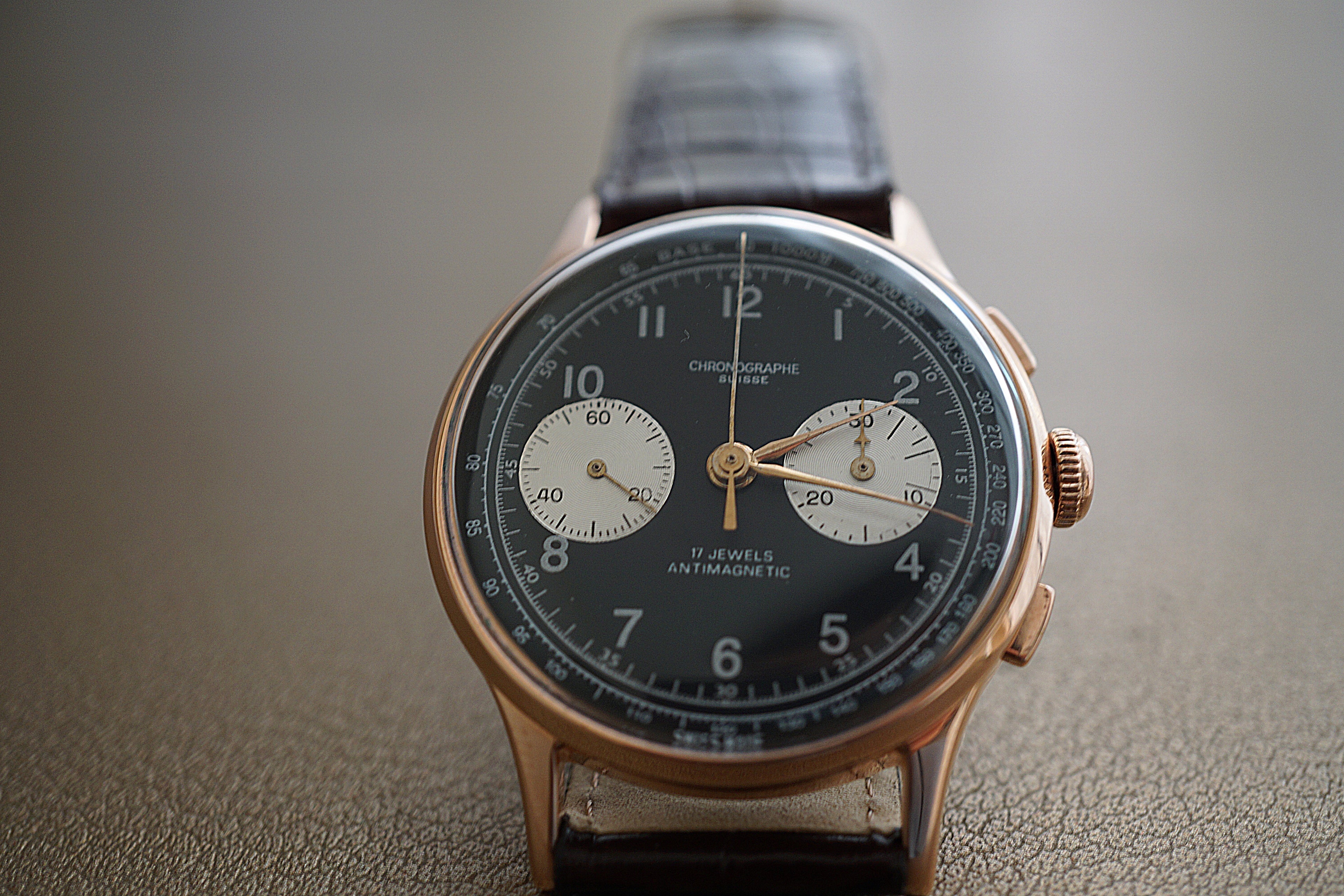 Chronograph Suisse 17 Jewels Antimagnetique panda rose gold