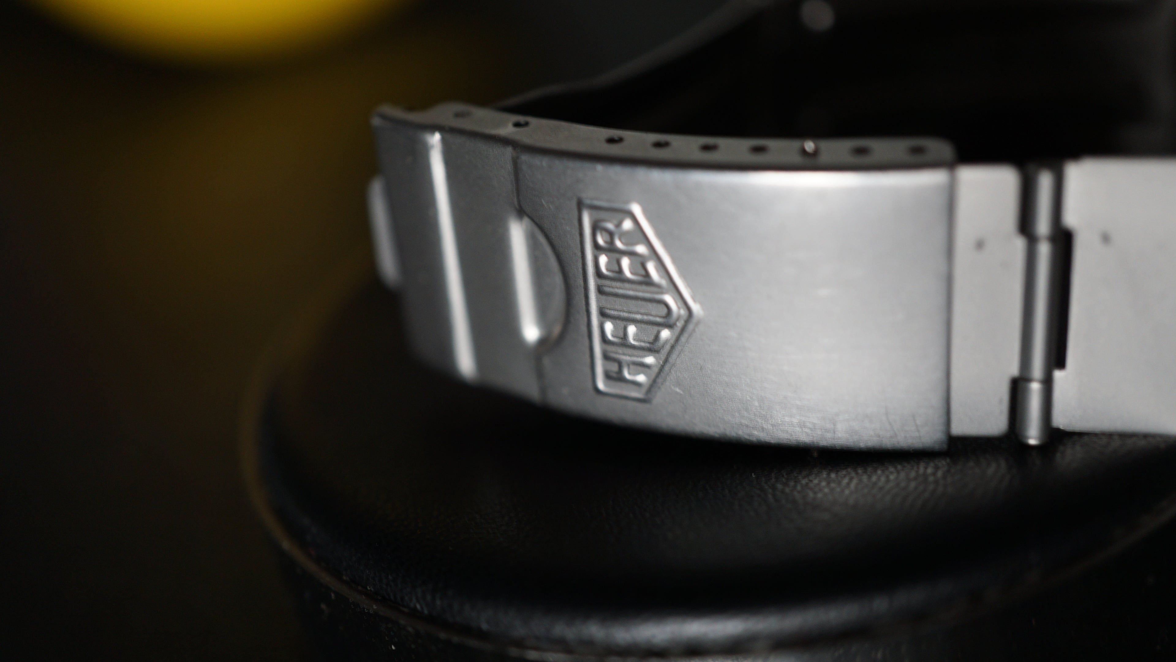 Vintage TAG Heuer 2000 Professional – Black Dial Diver – 200m Diver