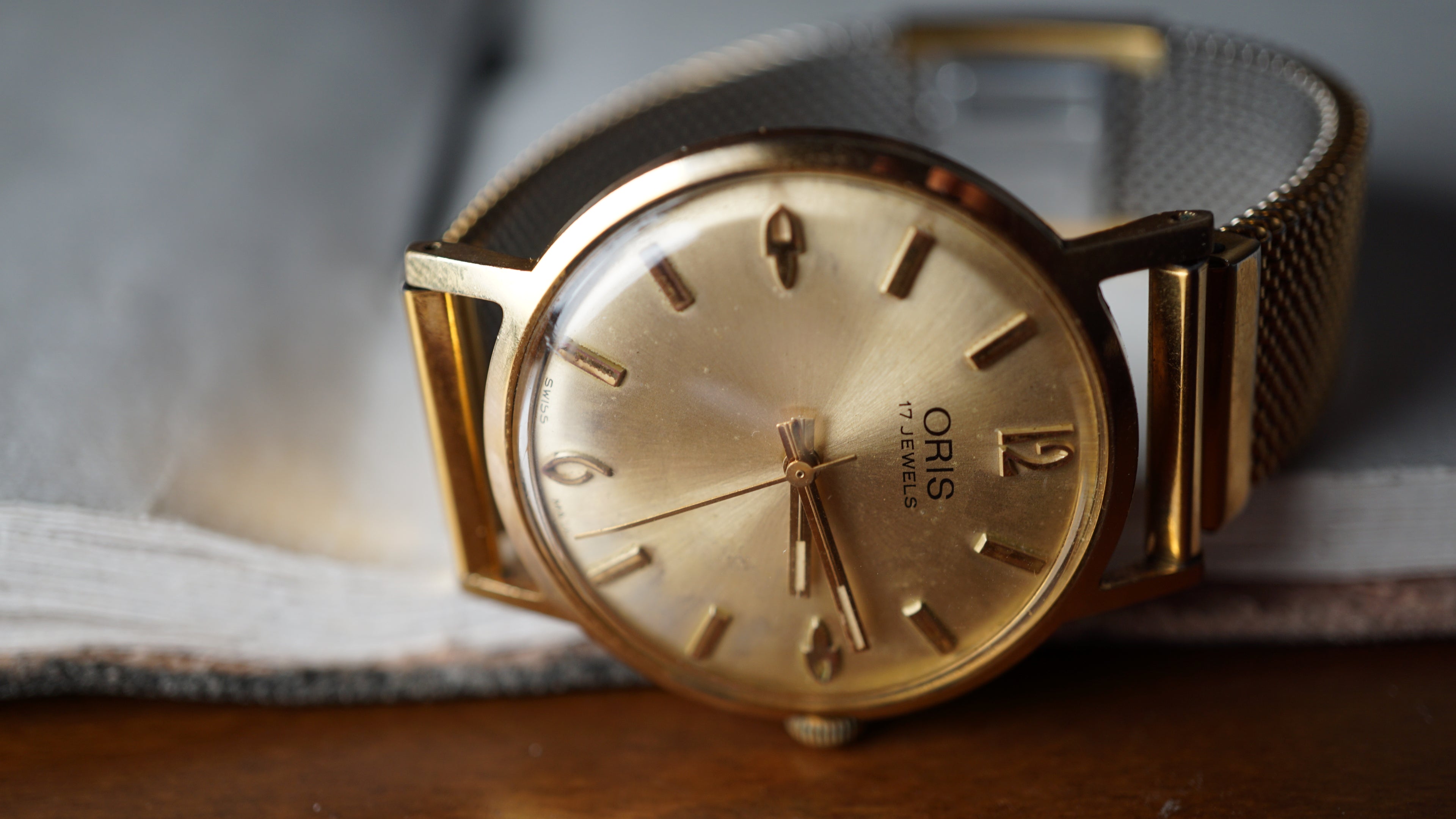 oris goldplated  Vintage Champagne Dial – Relógio Mecânico 17 Jewels