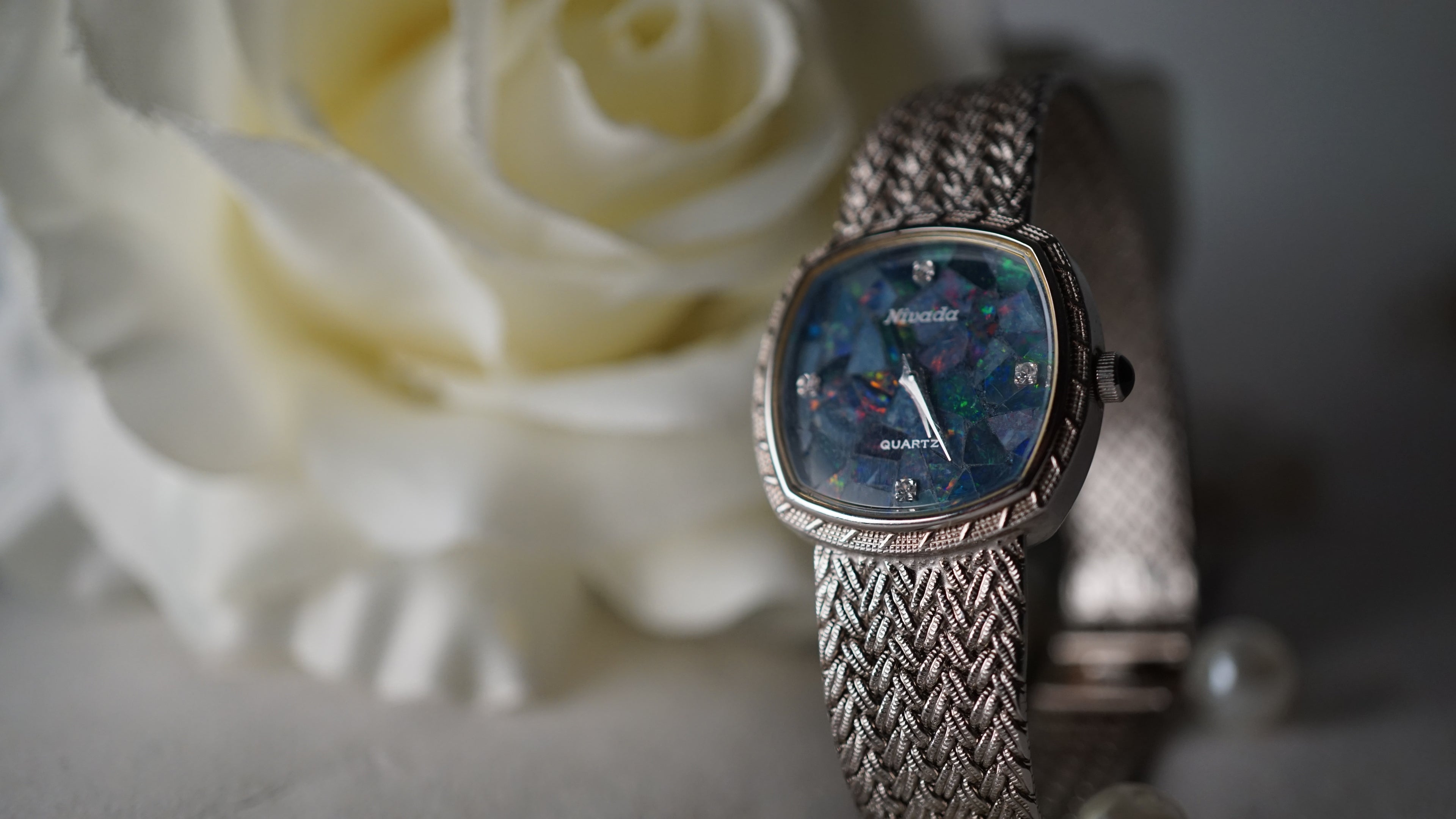 Nivada Vintage  with Opal Dial – Feminine 1970s Elegance – Pristine Condition