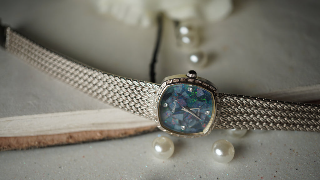 Nivada Vintage  with Opal Dial – Feminine 1970s Elegance – Pristine Condition