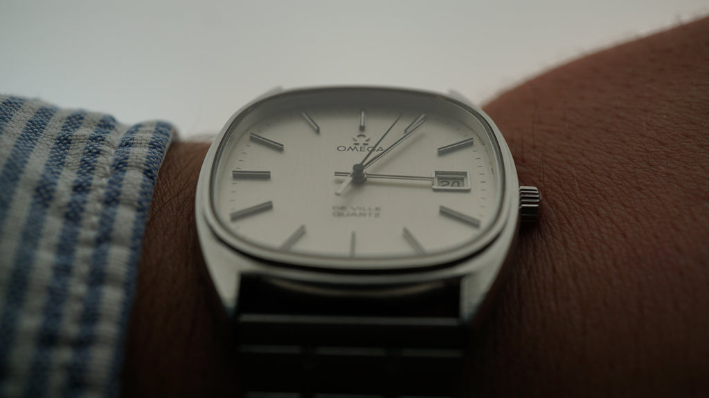 Omega De Ville Quartz Square – Classic Gentleman Timepiece