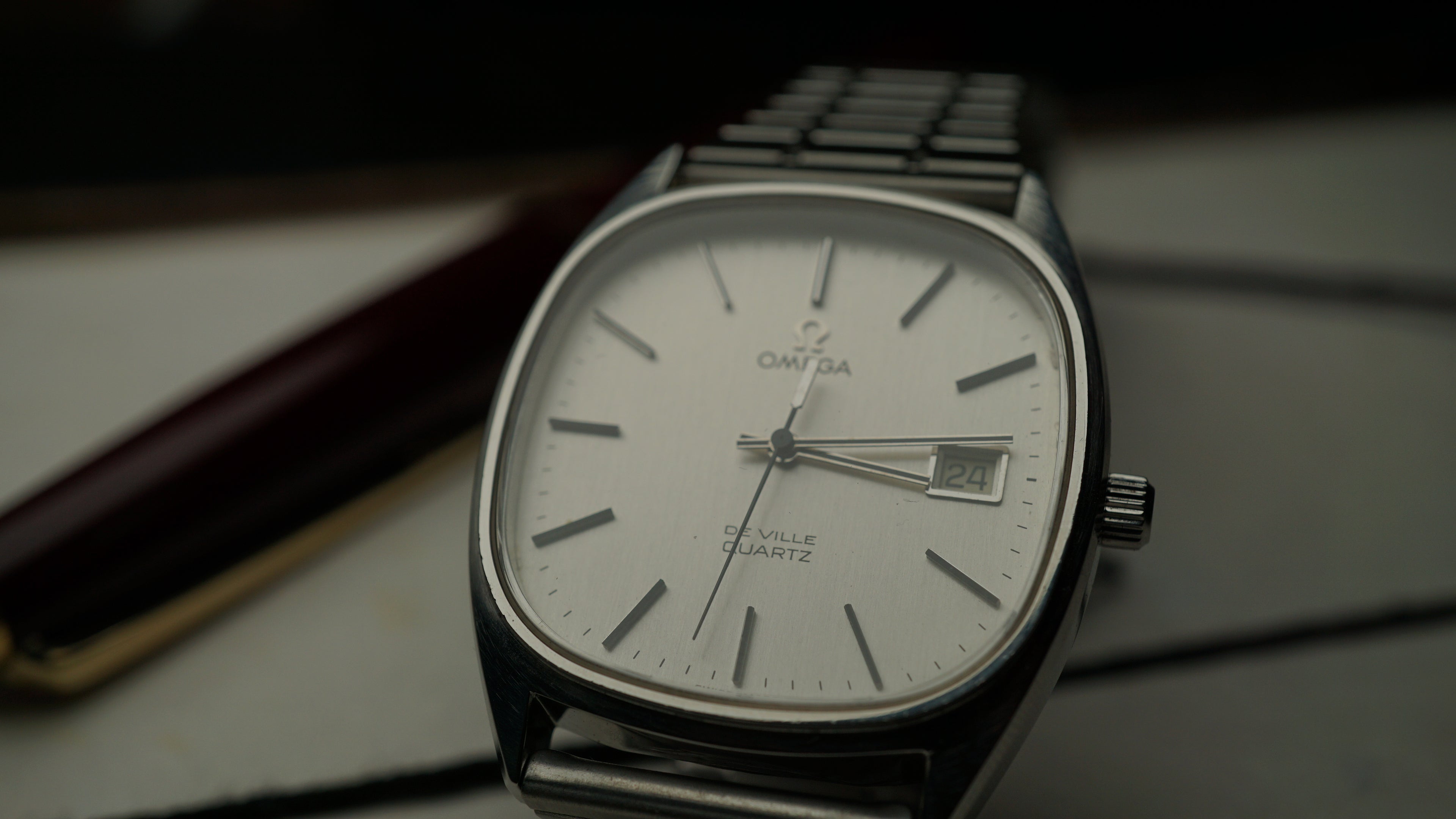 Omega De Ville Quartz Square – Classic Gentleman Timepiece