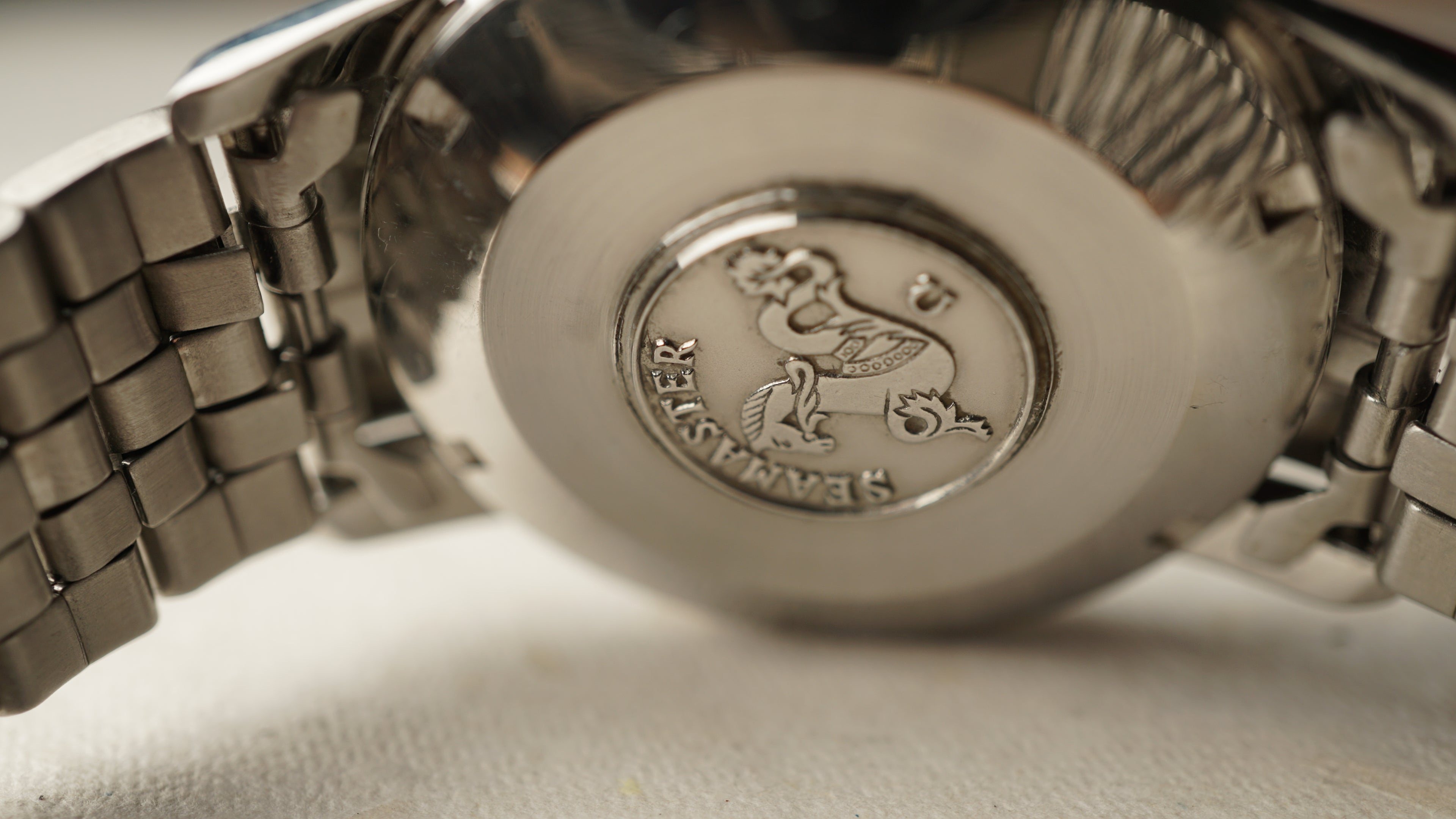 omega seamaster gents the classic 285