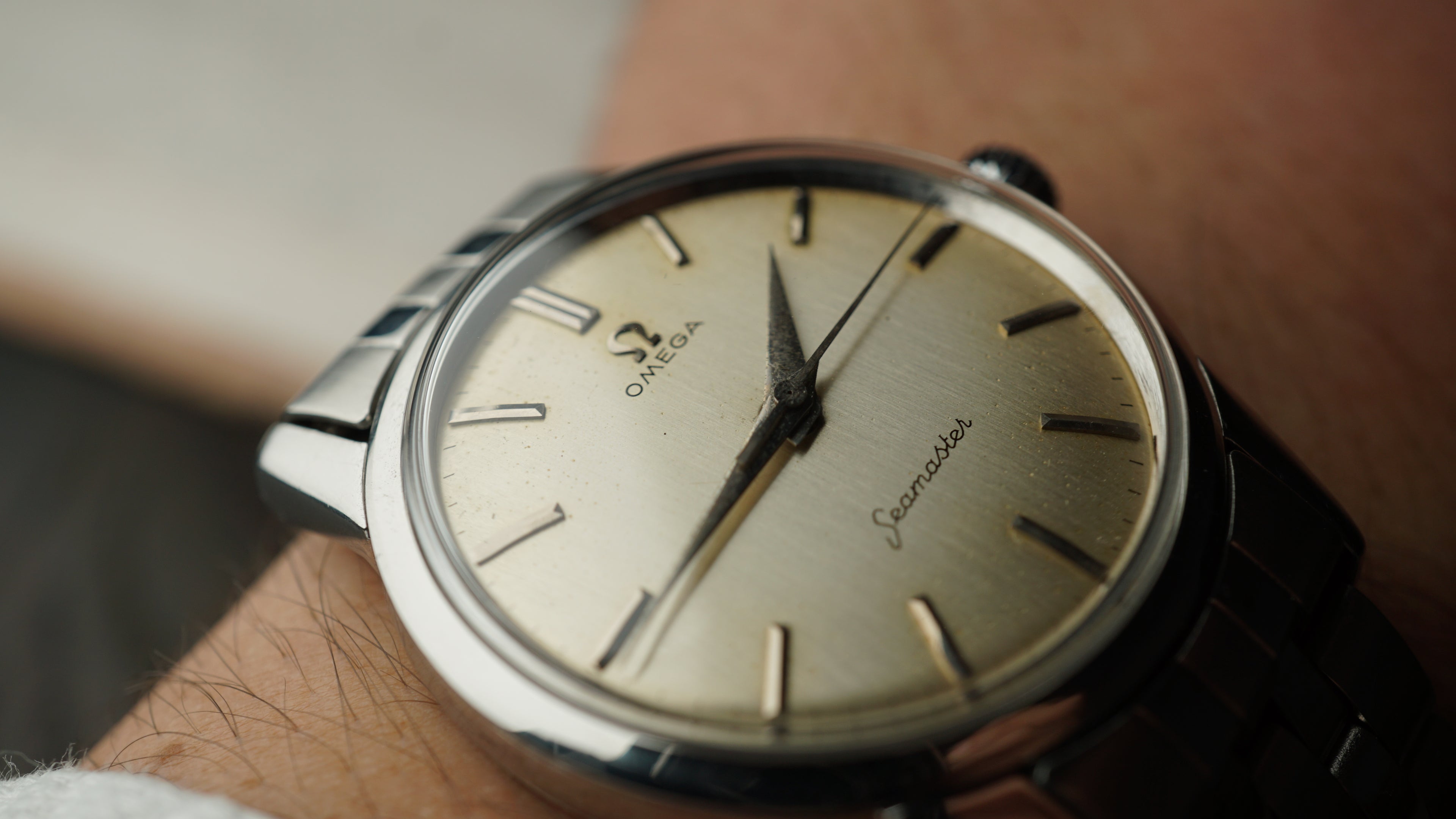 omega seamaster gents the classic 285