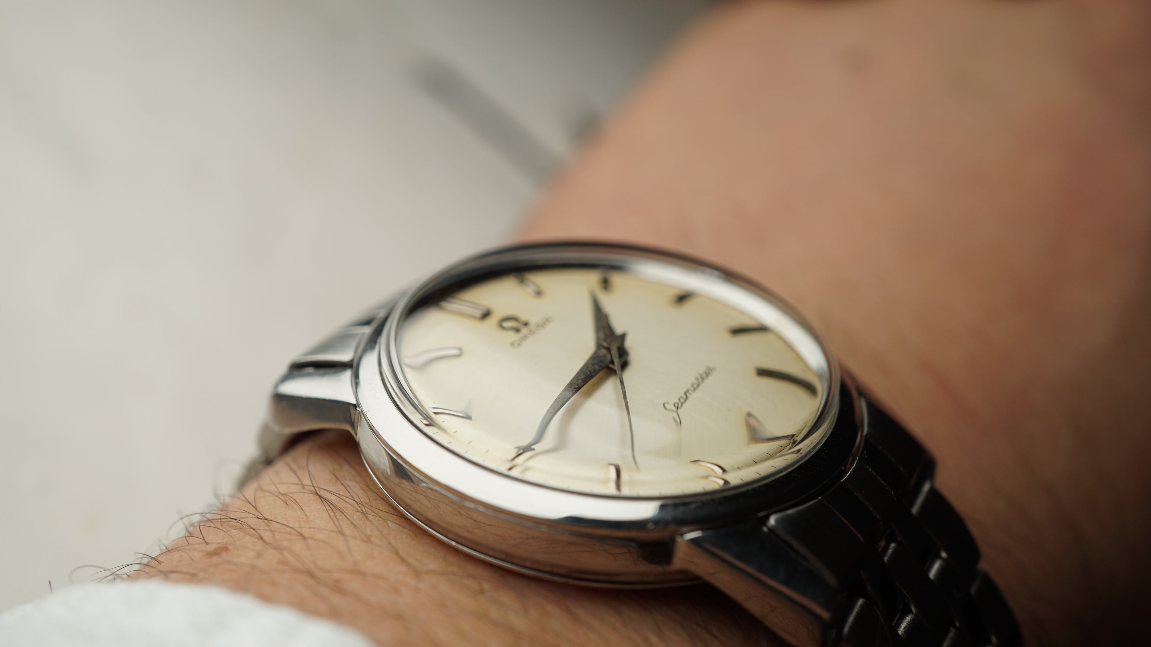 omega seamaster gents the classic 285