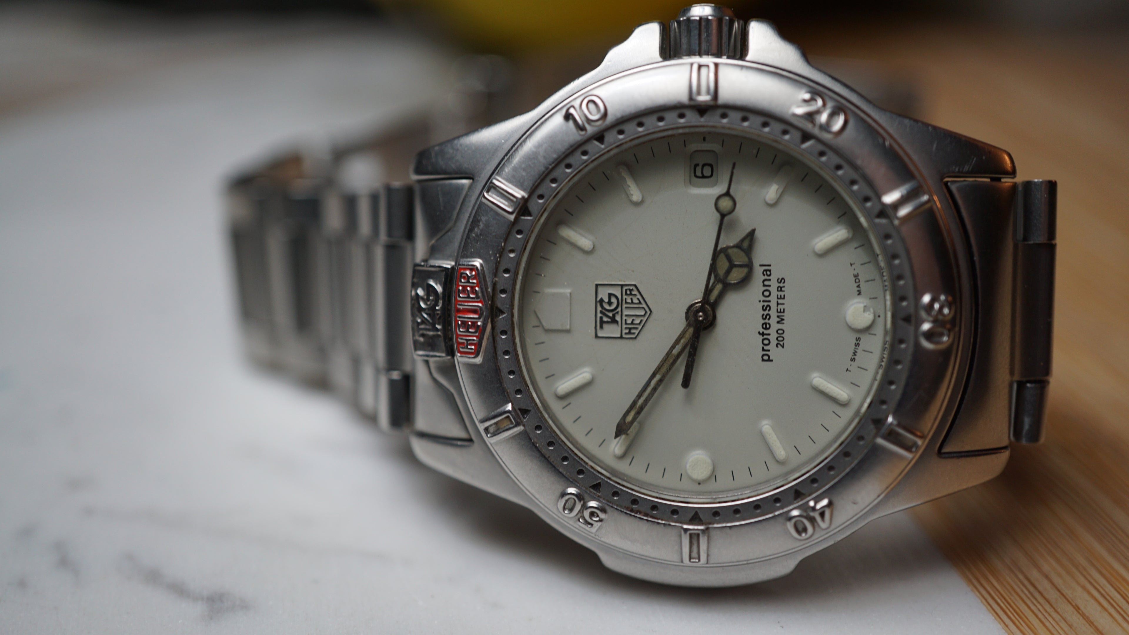 TAG Heuer Professional 4000 Series – White Dial – 41 mm – New Old Stock