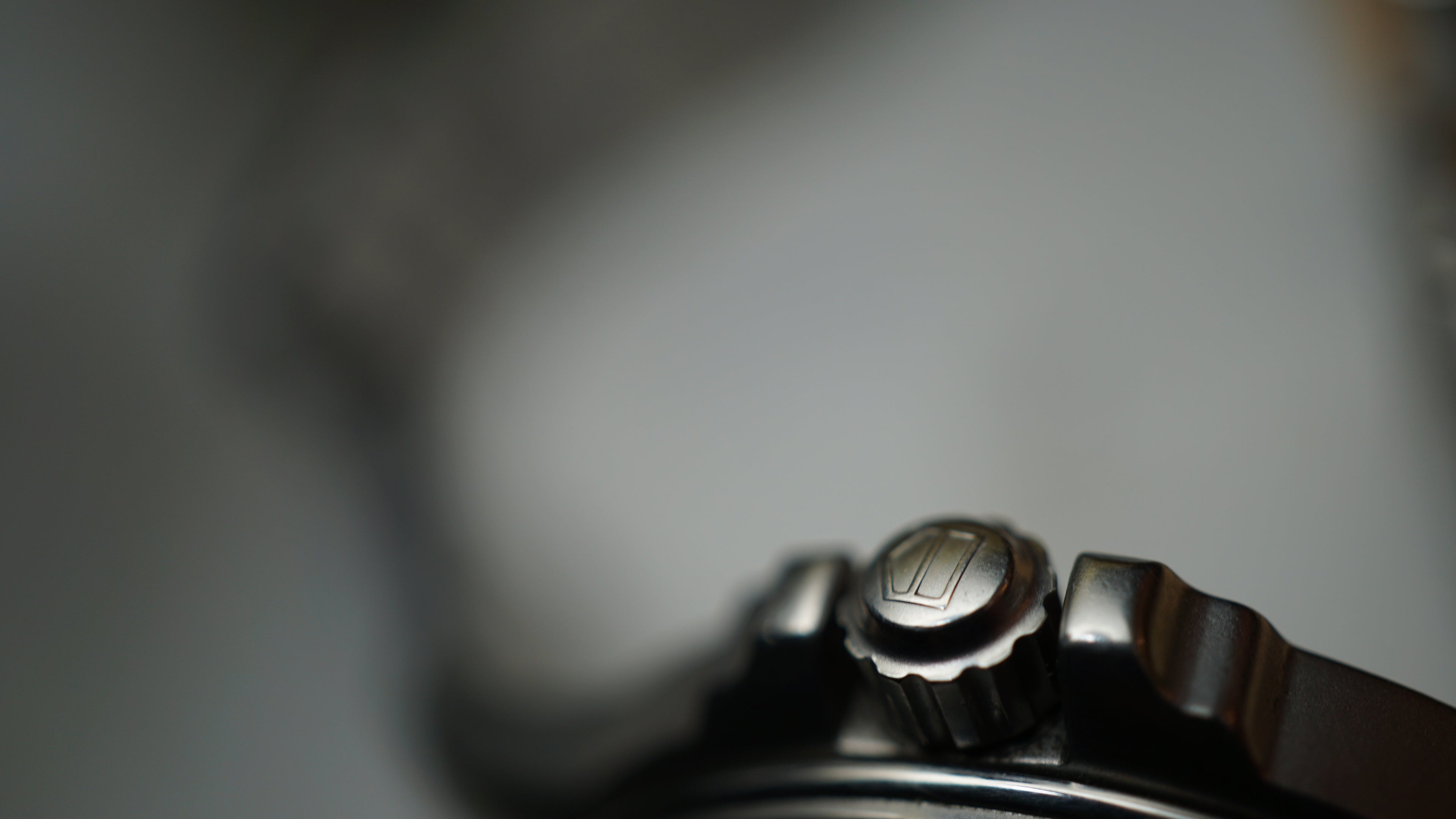 TAG Heuer Professional 4000 Series – White Dial – 41 mm – New Old Stock