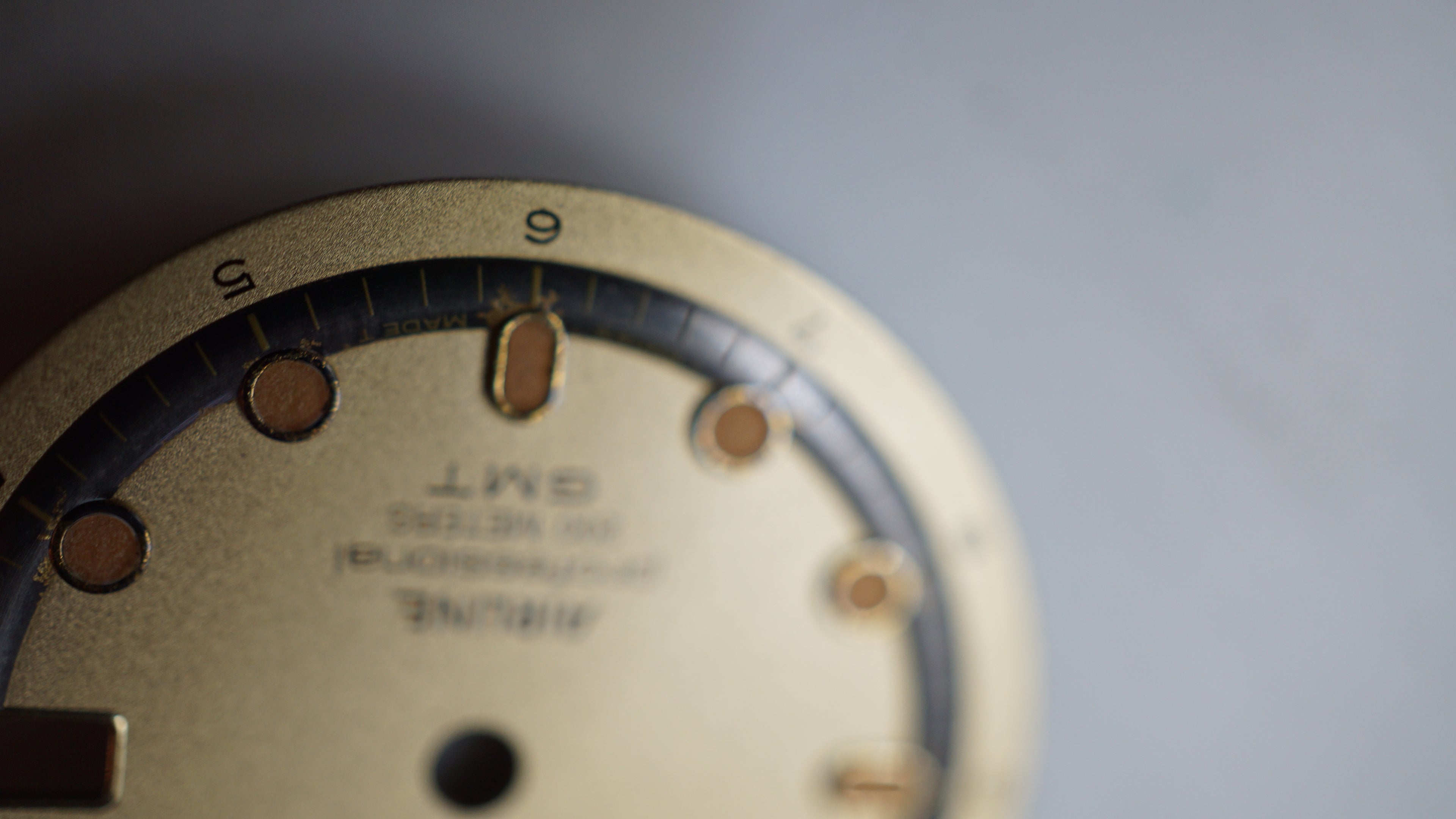 TAG Heuer Professional 200M Airline GMT watch, reference 895.513. dial