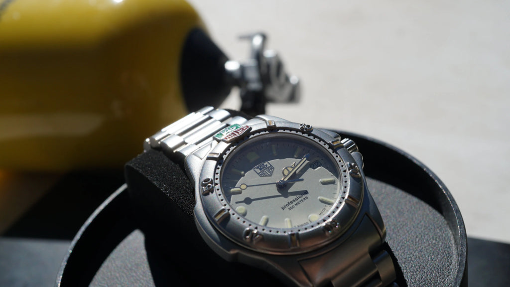 TAG Heuer Professional 4000 Series – White Dial – 37 mm Fama Elegance