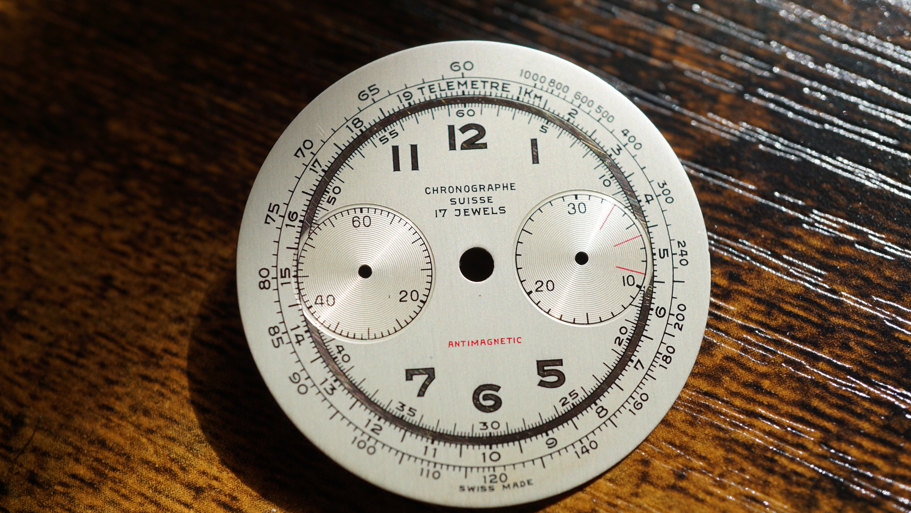 Chronograph swiss  Dial Gold telemeter scale gold  ring Fama Elegance