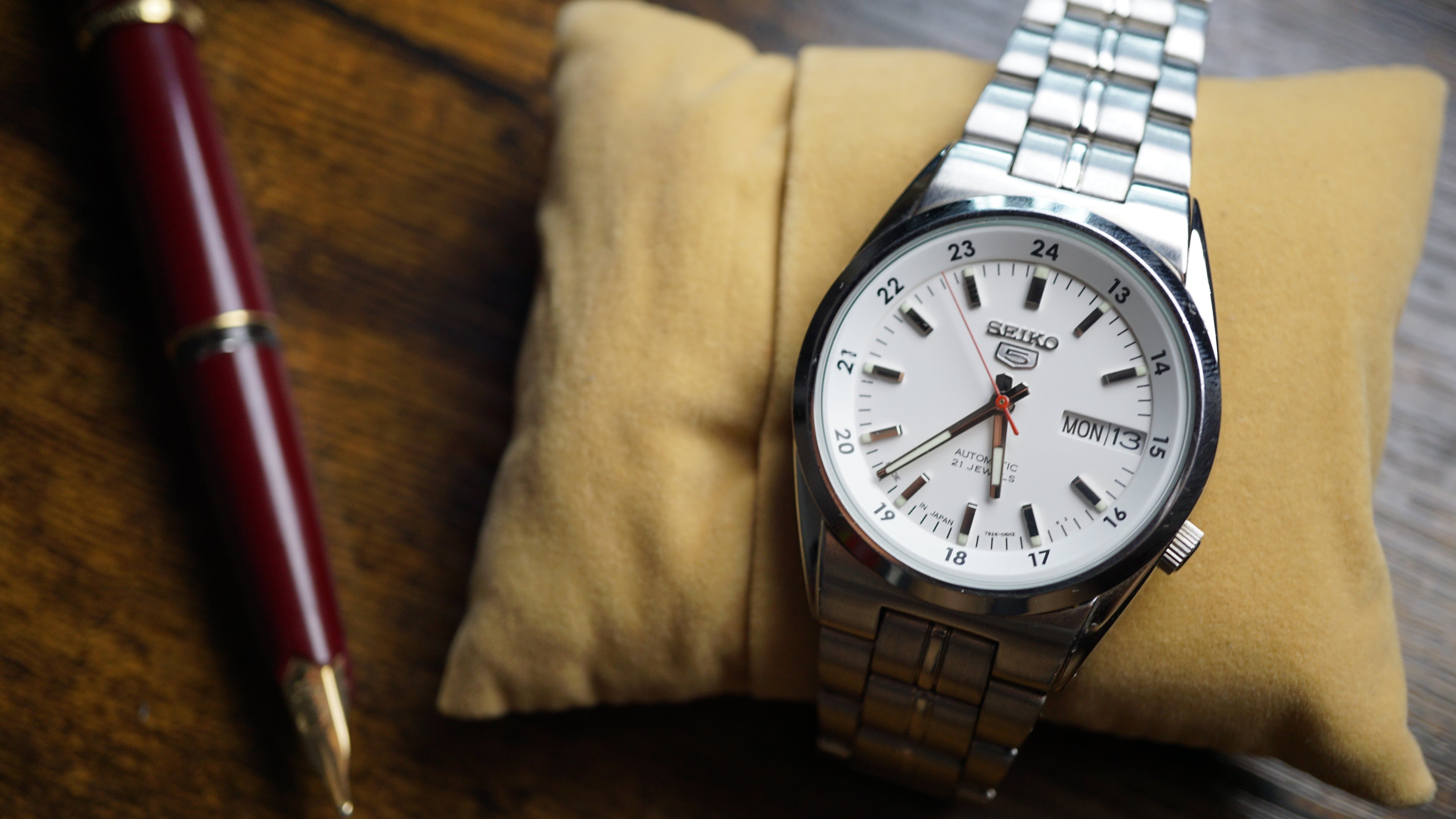 Seiko 5 SNK559J1 – Relógio Automático Masculino Fama Elegance