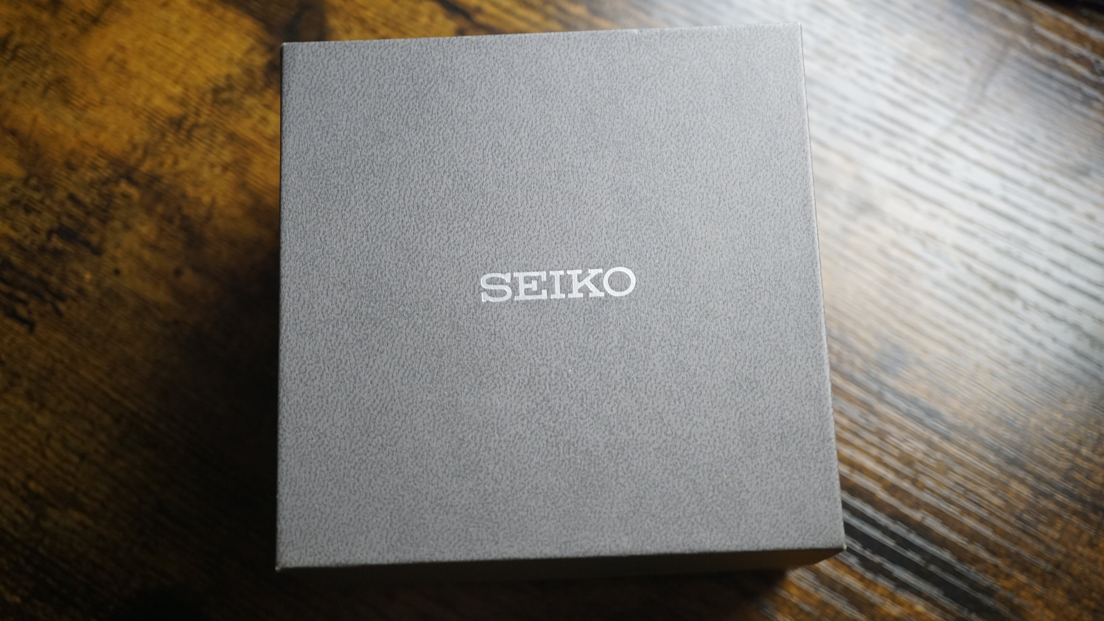 Seiko 5 SNK559J1 – Relógio Automático Masculino Fama Elegance