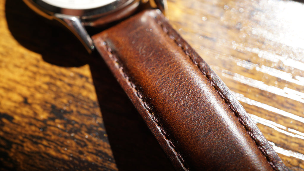 Monsegur Chronograph gent's 1960s – Rare White Waffle Dial – Swiss Vintage Fama Elegance