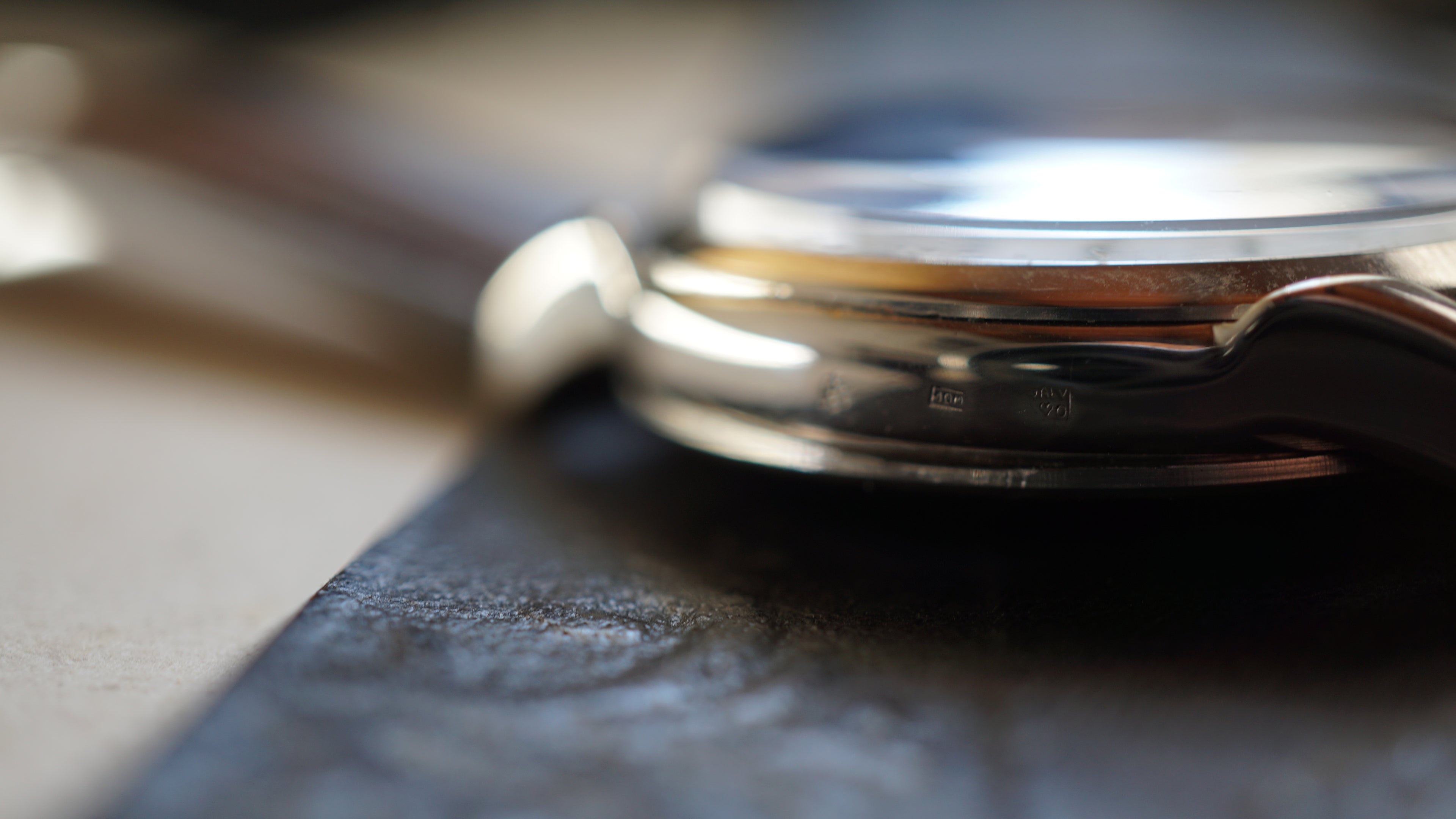 Monsegur Chronograph gent's 1960s – Rare White Waffle Dial – Swiss Vintage Fama Elegance