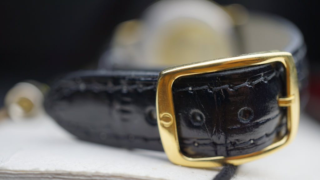 Omega De Ville Quartz Date – Full Set with Rare Original  roman numeral dial Fama Elegance