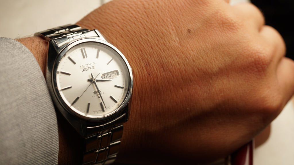 Seiko 5 Actus Automatic 1970s Vintage Watch – Sunburst Dial Japan Made Fama Elegance