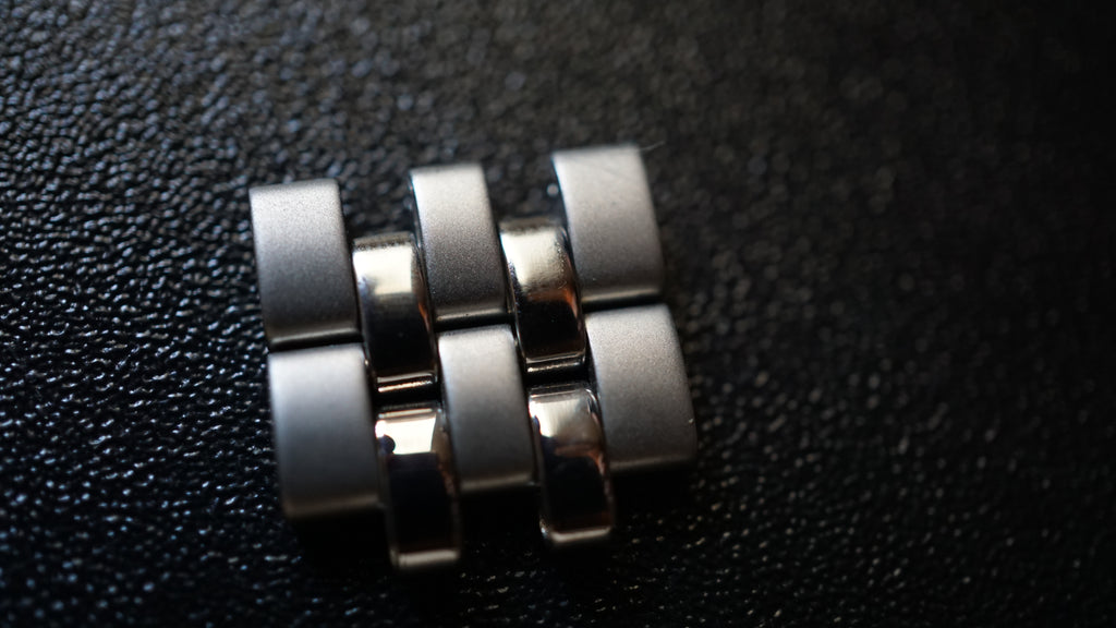 Tissot PR 100 Ref. P353/453 – Swiss Made Stainless Steel Watch Fama Elegance