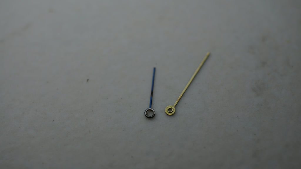 Original Omega Blue & Gold Hour, Minute & Second Hands – Compatible with Omega Caliber 1365 & Vintage Omega Quartz Models Fama Elegance