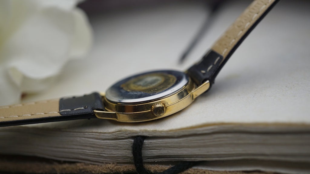Enicar Ladies Vintage Watch Swiss Made 90s Gold eraEnicar Ladies Vintage Watch | Swiss Made Fama Elegance