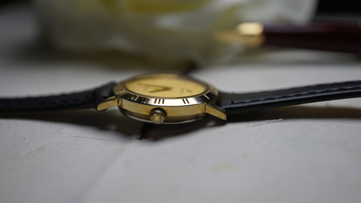 Enicar Ladies Vintage Watch Swiss Made 90s Gold eraEnicar Ladies Vintage Watch | Swiss Made Fama Elegance