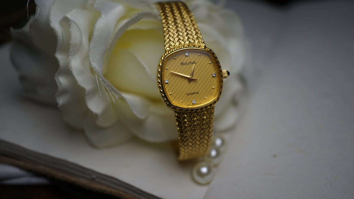 BULOVA VINTAGE QUARTZ — GOLDEN ELEGANCE | Dance  1980s woman Fama Elegance