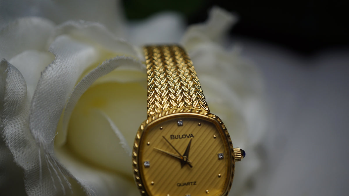 BULOVA VINTAGE QUARTZ — GOLDEN ELEGANCE | Dance  1980s woman Fama Elegance