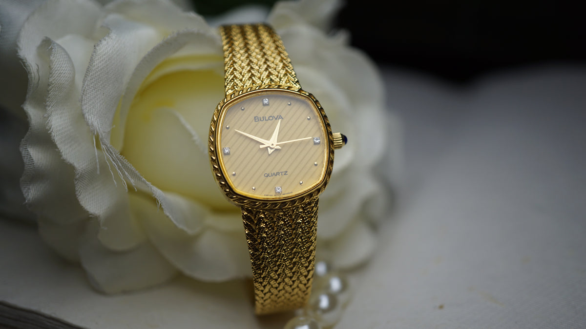 BULOVA VINTAGE QUARTZ — GOLDEN ELEGANCE | Dance  1980s woman Fama Elegance