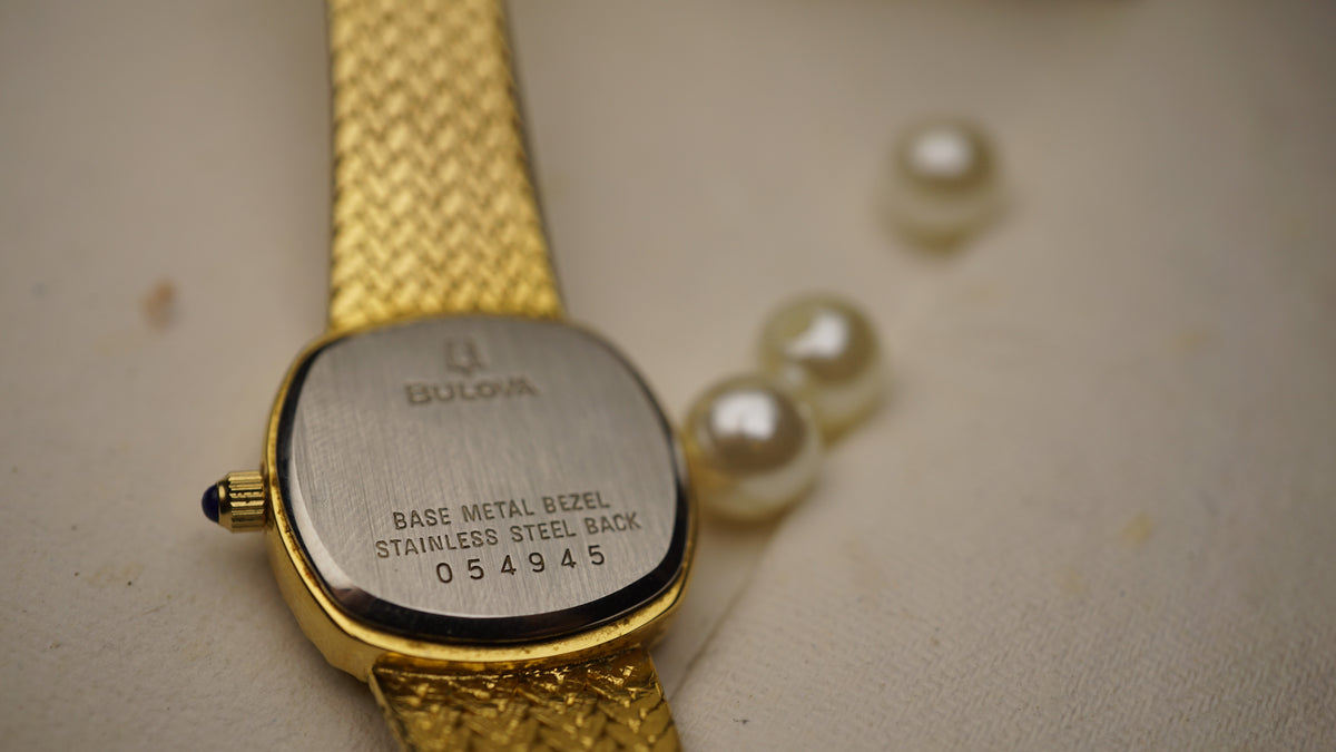 BULOVA VINTAGE QUARTZ — GOLDEN ELEGANCE | Dance  1980s woman Fama Elegance