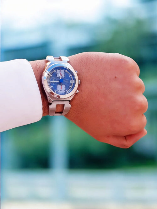 Alba seiko Chrono Blue V657 – A Elegância do Vintage deep blue