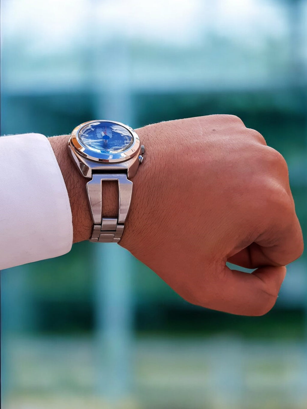 Alba seiko Chrono Blue V657 – A Elegância do Vintage deep blue