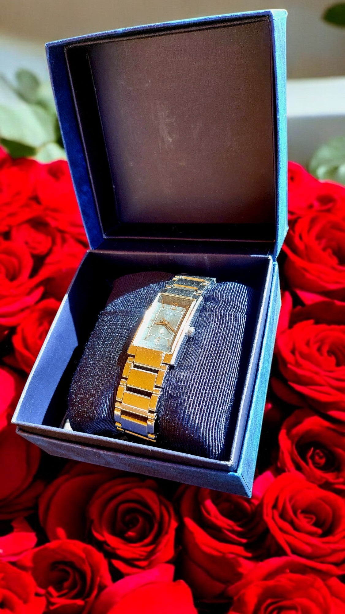 Seiko Lukia Blue Ocean Essence: eleganza senza tempo in blu navy