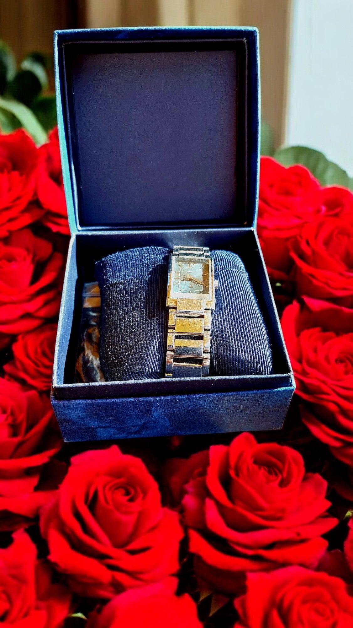 Seiko Lukia Blue Ocean Essence: eleganza senza tempo in blu navy