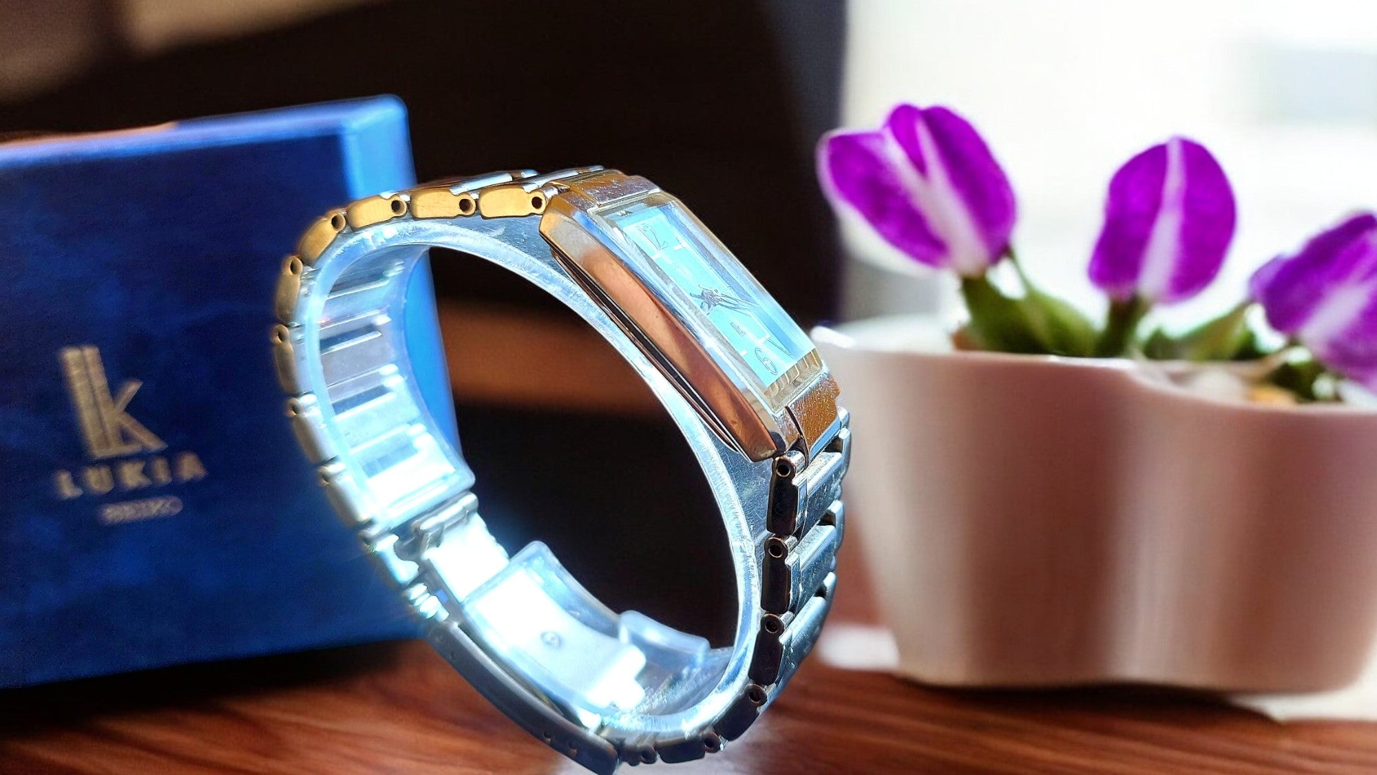 Seiko Lukia Blue Ocean Essence: eleganza senza tempo in blu navy