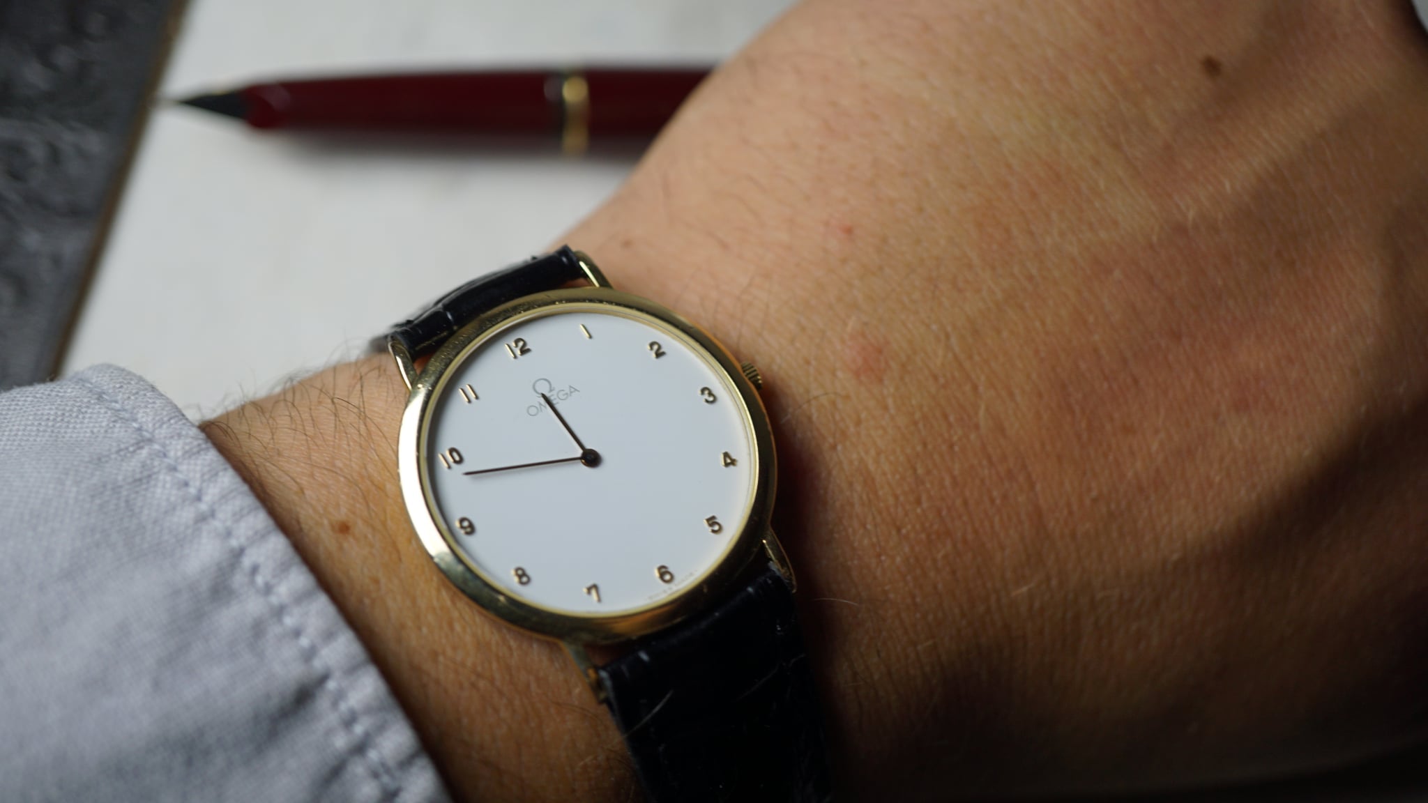 Omega de vile the classic gold hands Fama Elegance